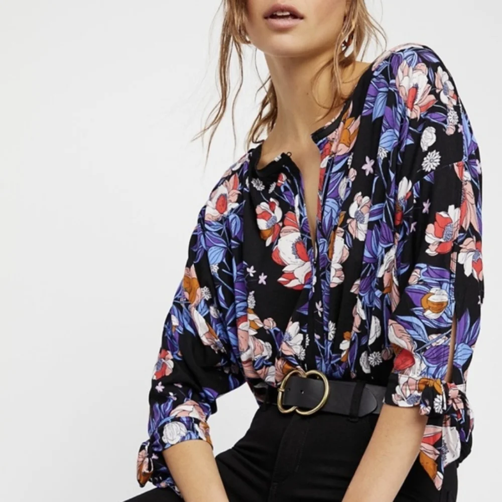 {Free People} Floral Keepin' On Top Size Small